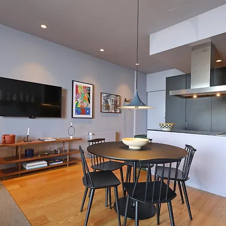 Flh Gilreu Duplex With Sea View Порту