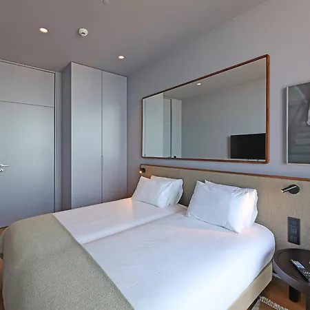 Flh Gilreu Duplex With Sea View Порту