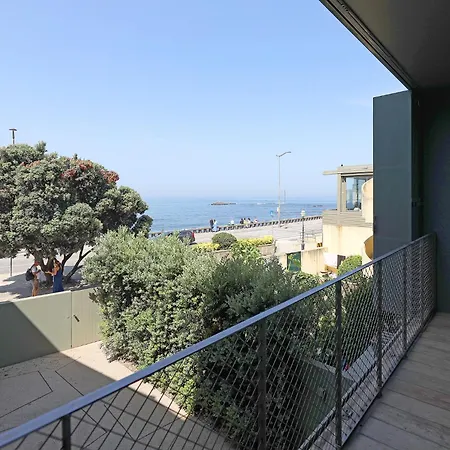 Flh Gilreu Duplex With Sea View Porto